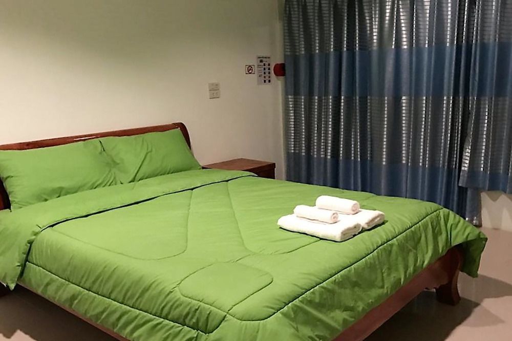 Piarnsri Resort Ban Chak Lao Esterno foto